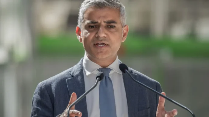 sadiq khanjpg - Londoner Post